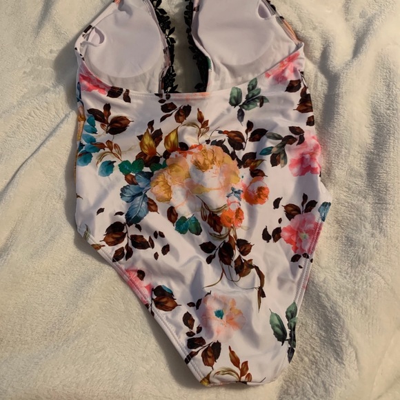 Floral Halter Lace one piece swimsuit - Picture 9 of 11